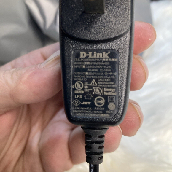 Output 5V 1A AC DC Power Adapter Supply Charger For Dlink D-Link PSAC05A-050 - Picture 2 of 6